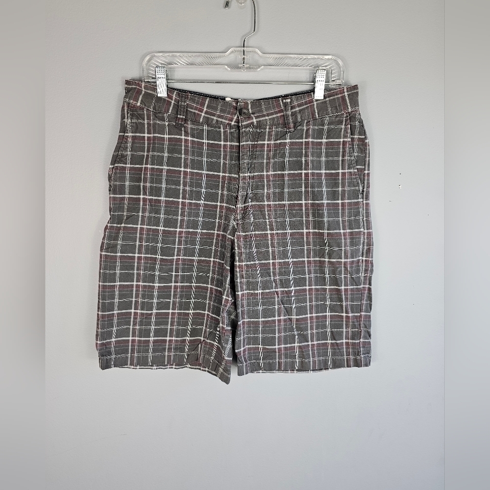 Wonderwall Surf Utility Plaid Men's Shorts Size: 34